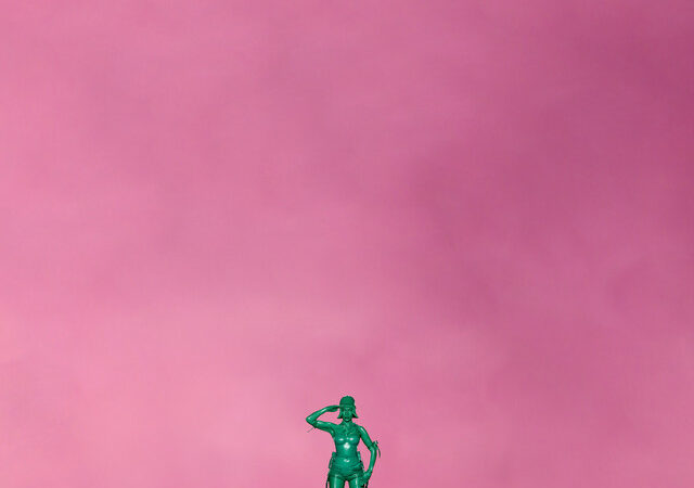 Mariah the Scientist, Kali Uchis “IS IT A CRIME” Lyrics